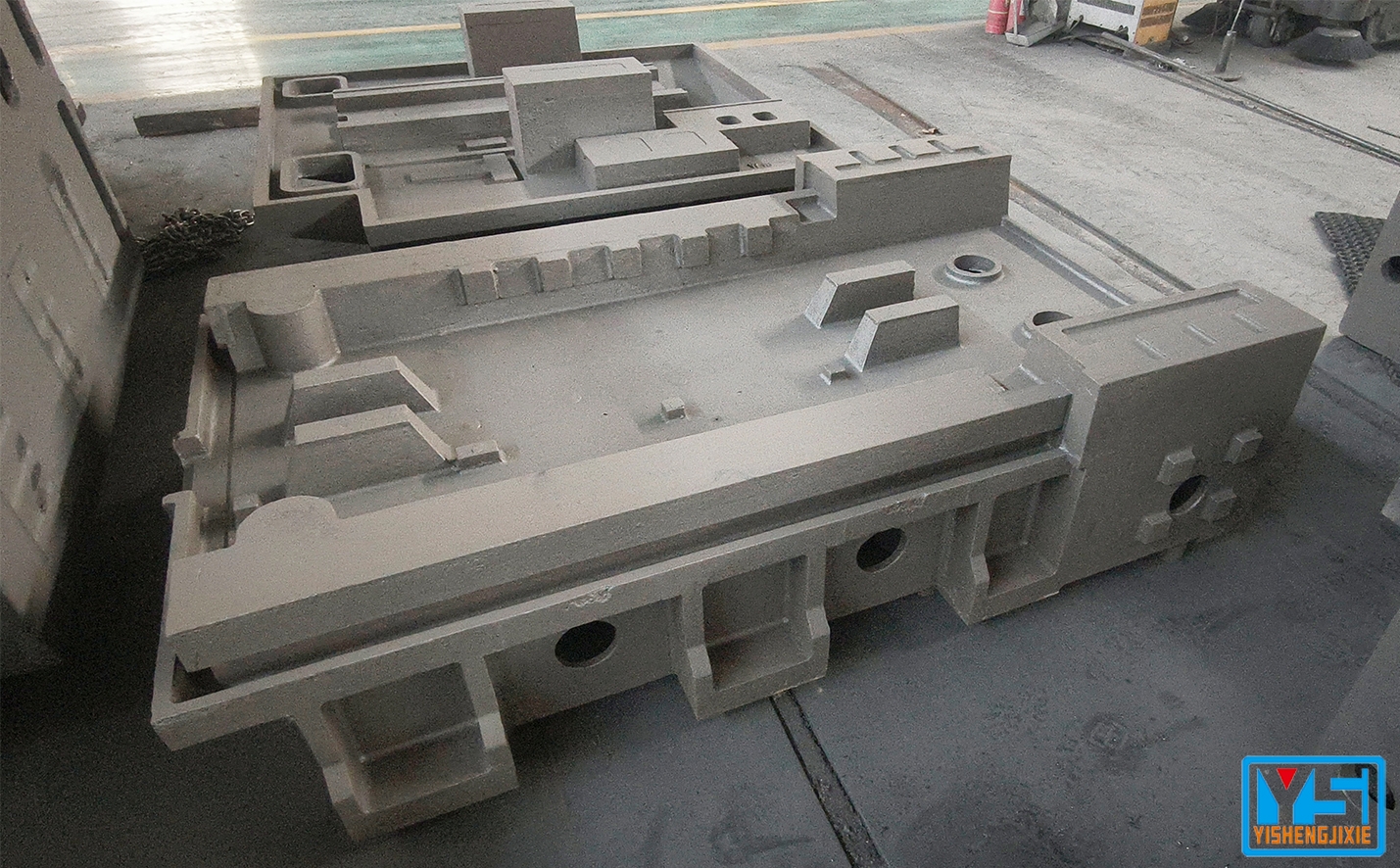 床身铸件.jpg