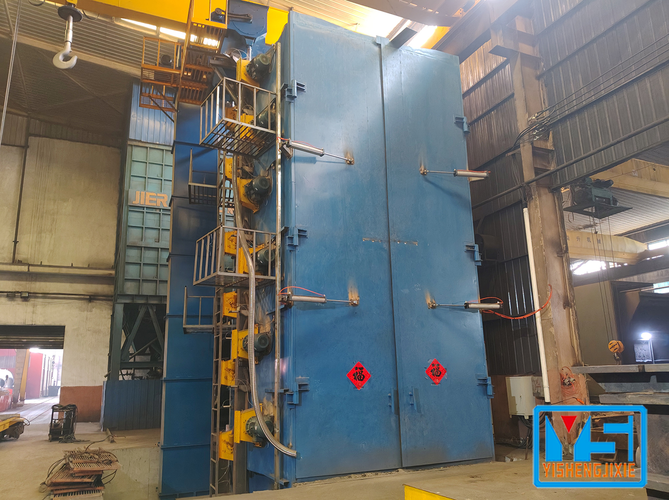 大型铸件抛丸设备图片