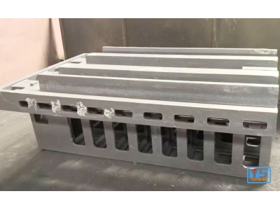 HT300铣床床身铸件